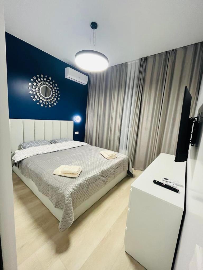 Modern Apartment In The Old Town Киев Экстерьер фото